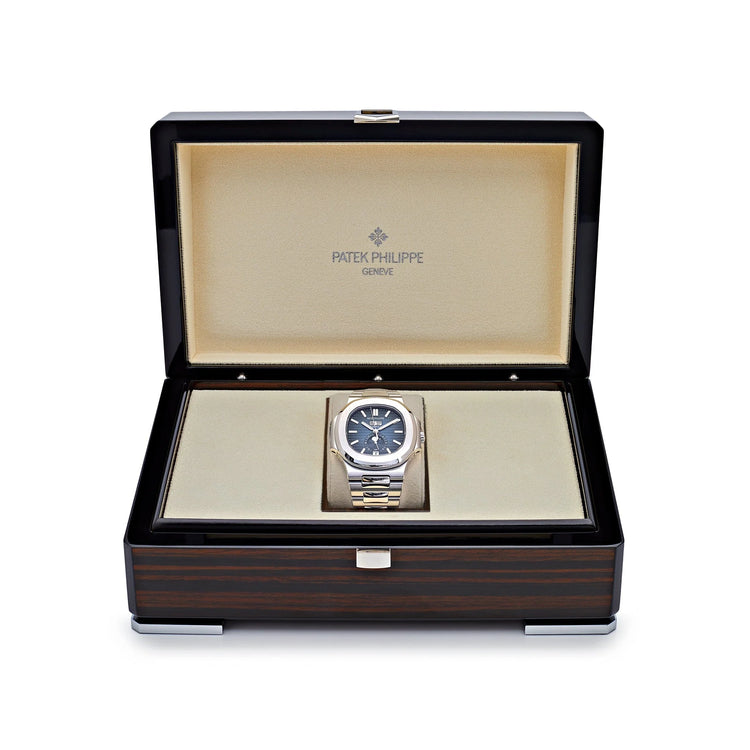 Nautilus Annual Calendar Stainless Steel Blue Dial (2024) image 3