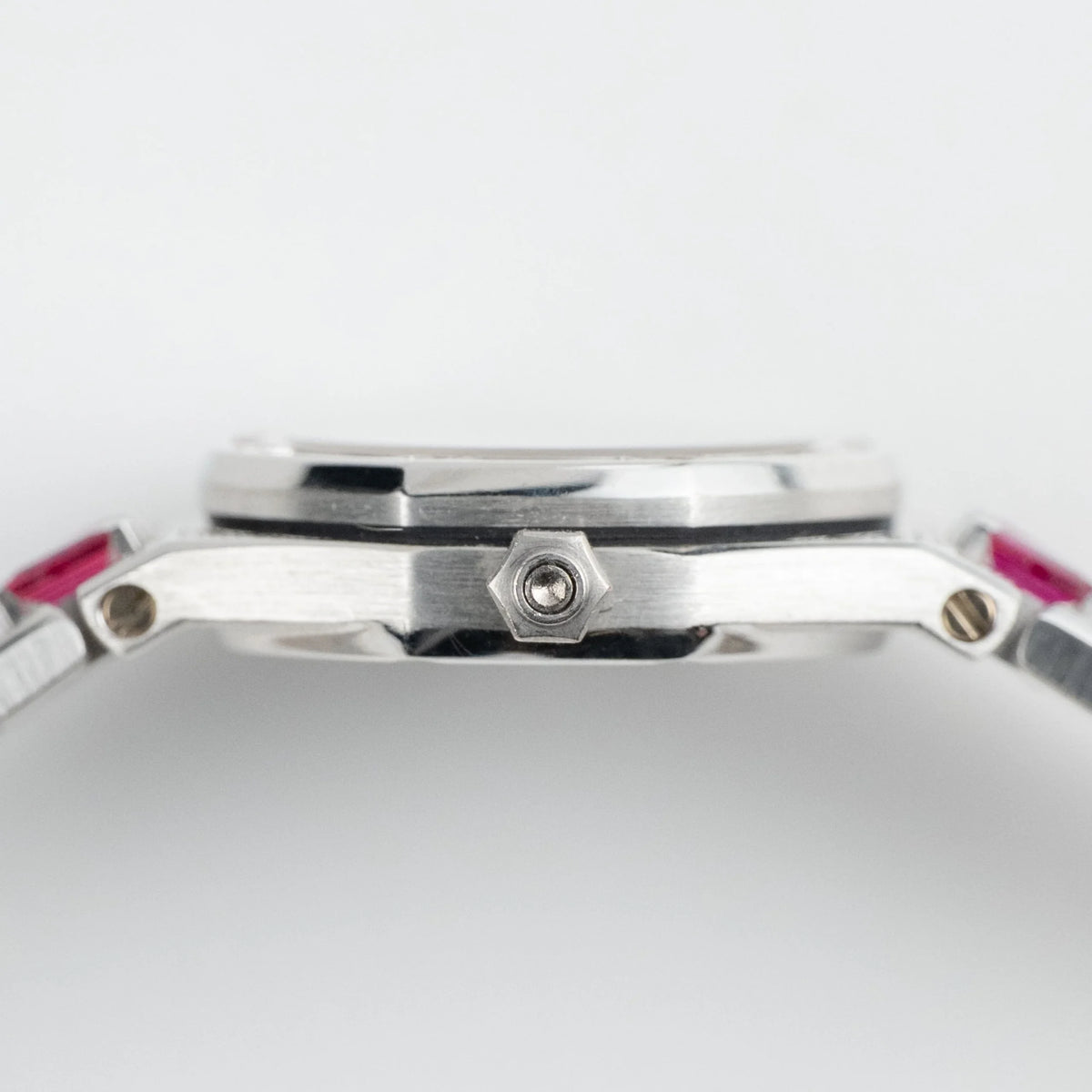 Royal Oak Ladies Vintage White Gold Diamond & Ruby Quartz (1997) image 5