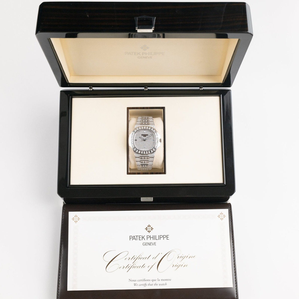 Nautilus White Gold Diamond Set (2019) image 8