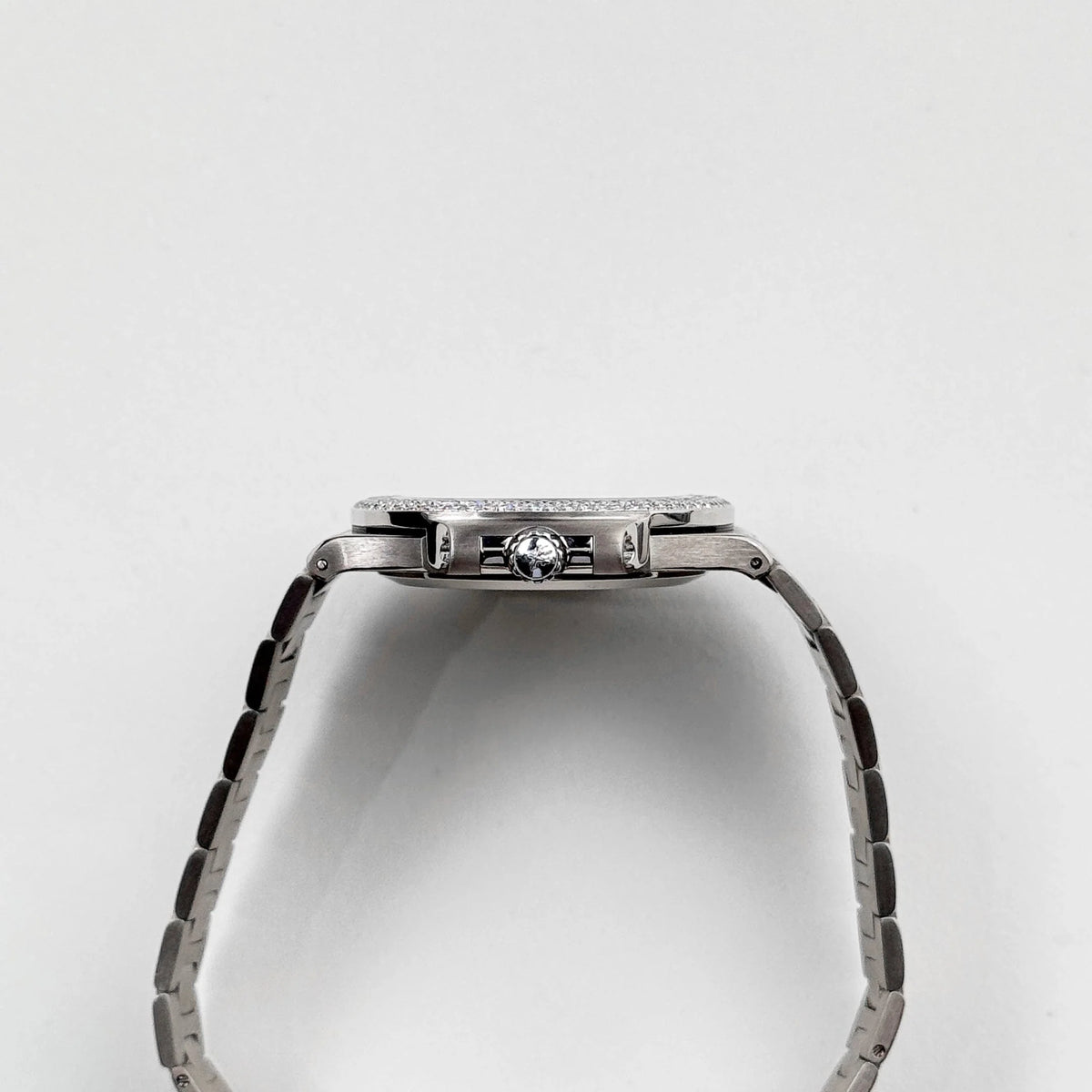 Nautilus White Gold White Dial Diamond Set (2004) image 7