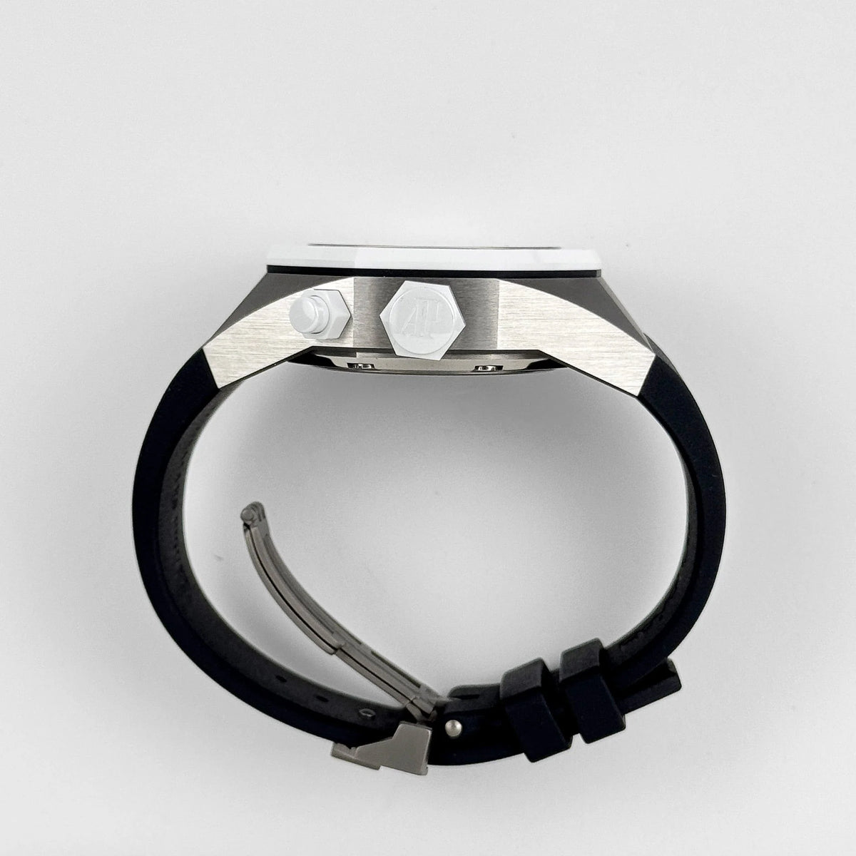 Royal Oak Concept Tourbillon GMT Titanium image 5