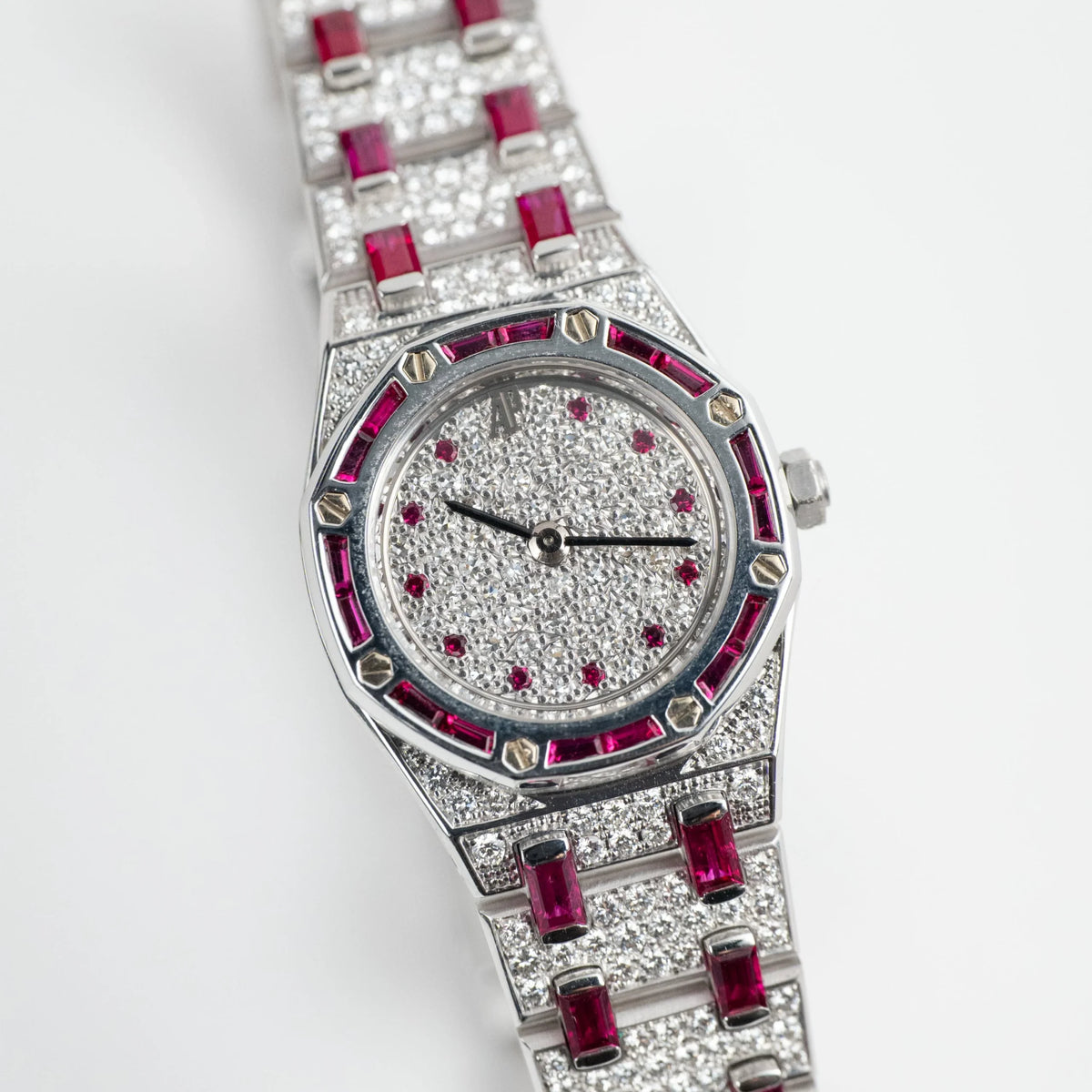 Royal Oak Ladies Vintage White Gold Diamond & Ruby Quartz (1997) image 8