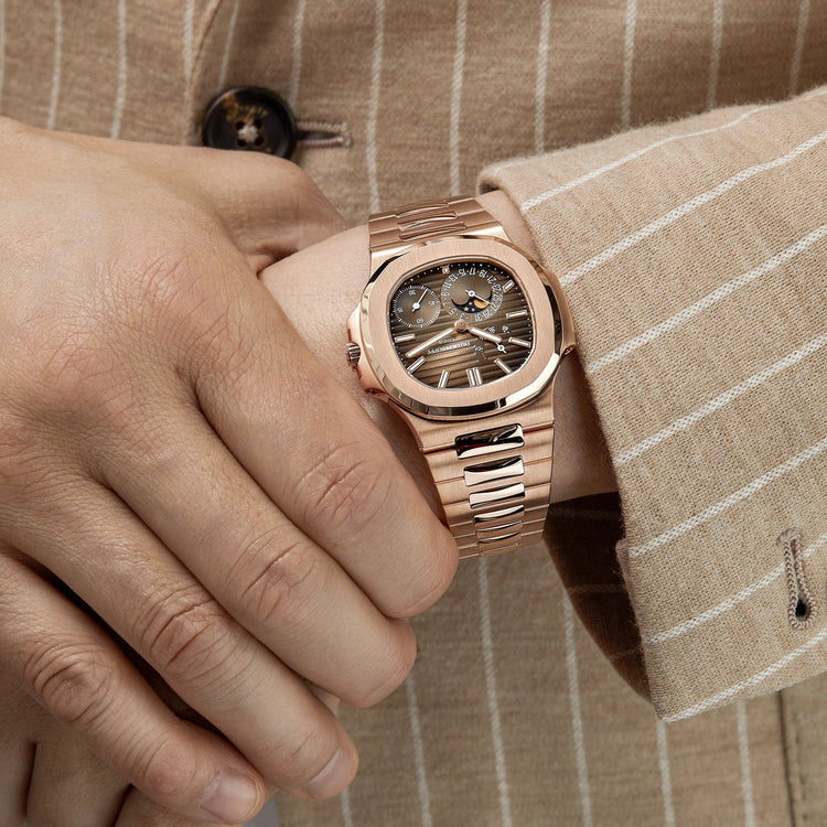 Nautilus 5712/1R-001 Moon Phases Rose Gold image 1