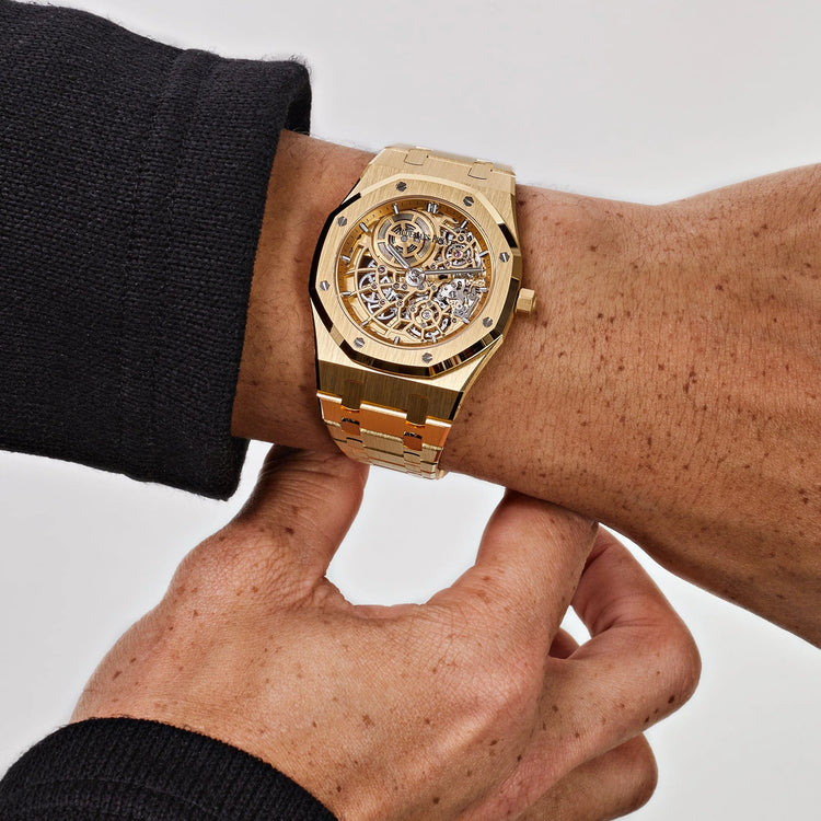 Royal Oak “Jumbo” Extra-Thin Openworked Yellow Gold (2025) image 3