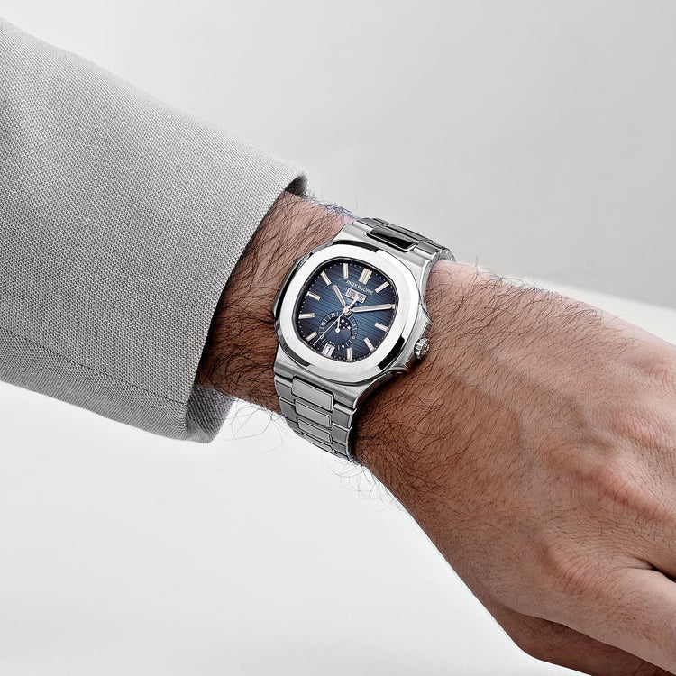 Nautilus Annual Calendar Stainless Steel Blue Dial (2022) image 11