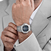 Nautilus Annual Calendar Stainless Steel Blue Dial (2022) image 10