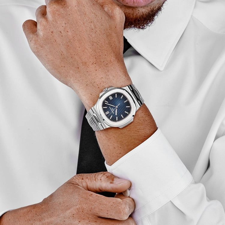 Nautilus White Gold Blue Dial (2024) image 2